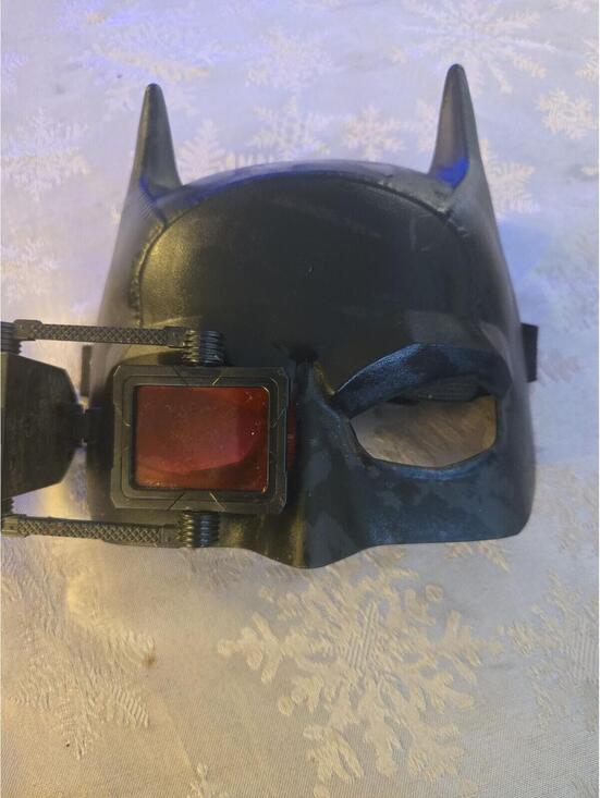 Spin Master Other - Spin Master Batman Mask with Red Lens